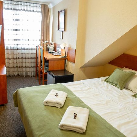 Motel Arkadia Koszalin Ngoại thất bức ảnh