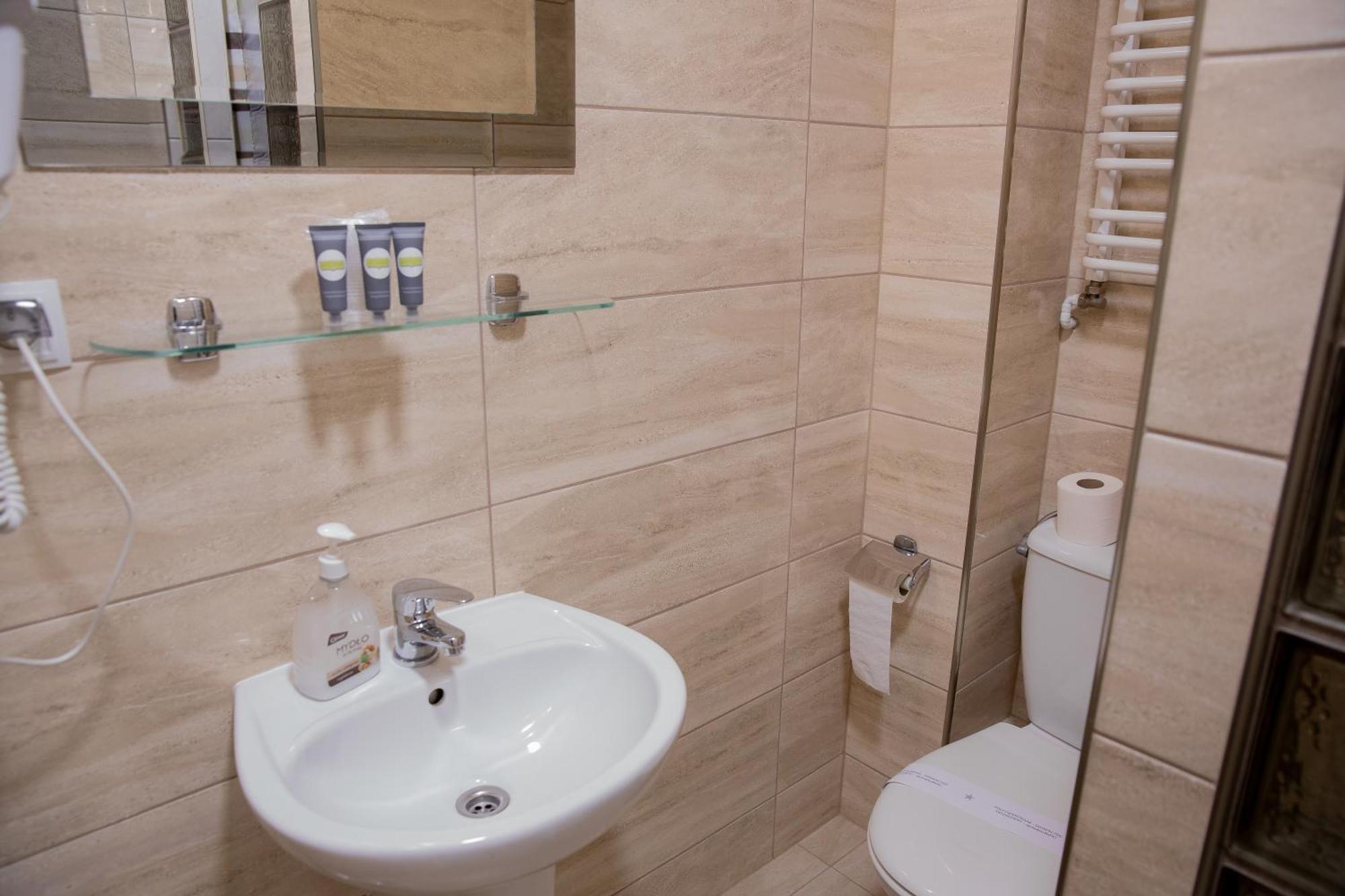 Motel Arkadia Koszalin Ngoại thất bức ảnh