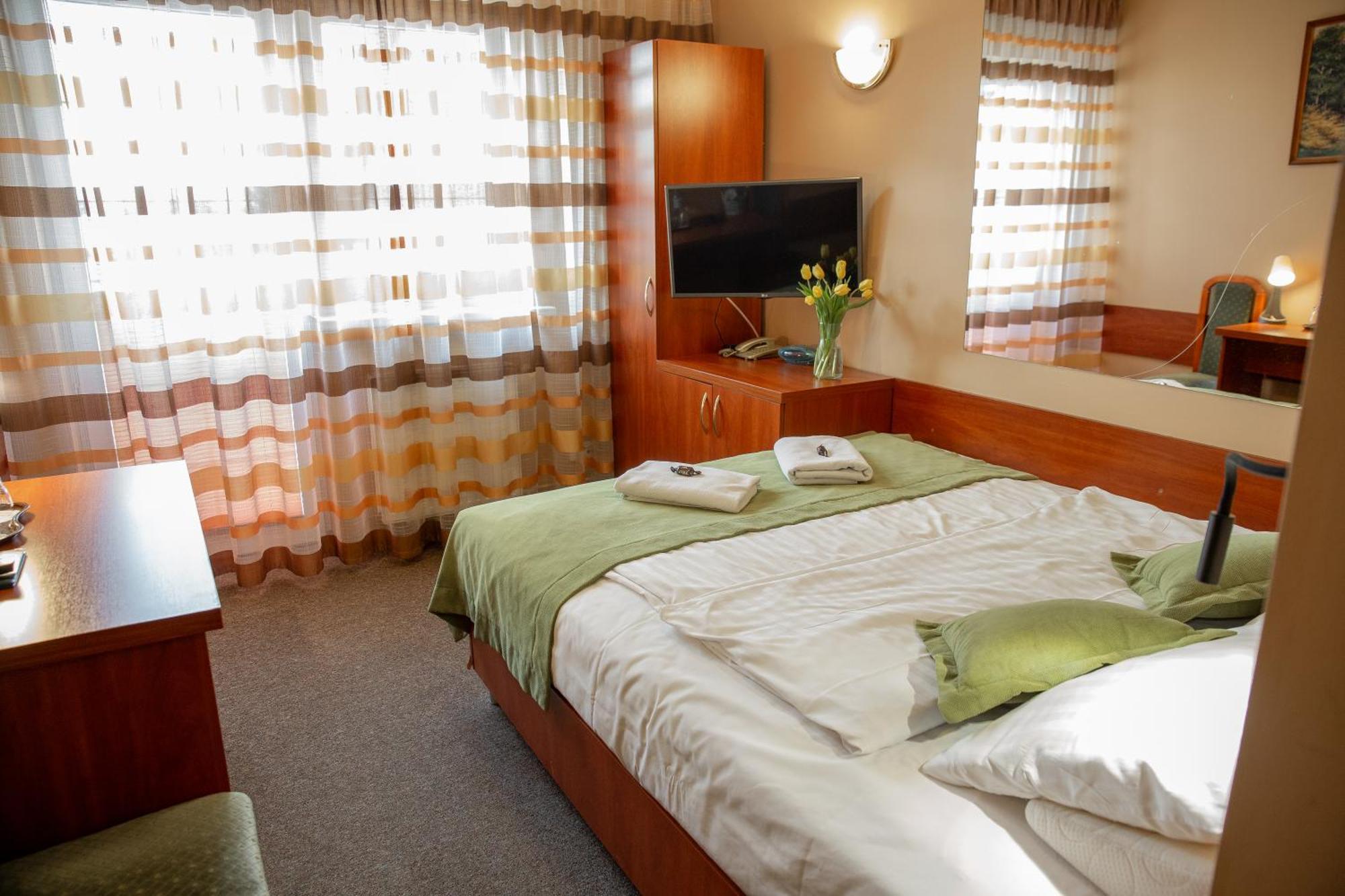Motel Arkadia Koszalin Ngoại thất bức ảnh